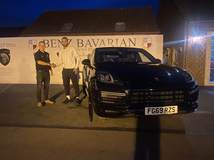 Pro Squash Player Mohamed El Shorbagy and his new car